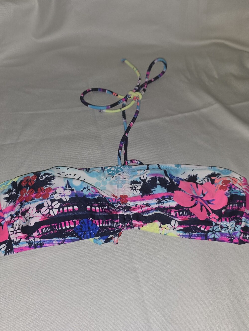 Op Tube Halter Bikini Swim JRS Large 11-13 Tropical Floral Bandeau Bikini Top